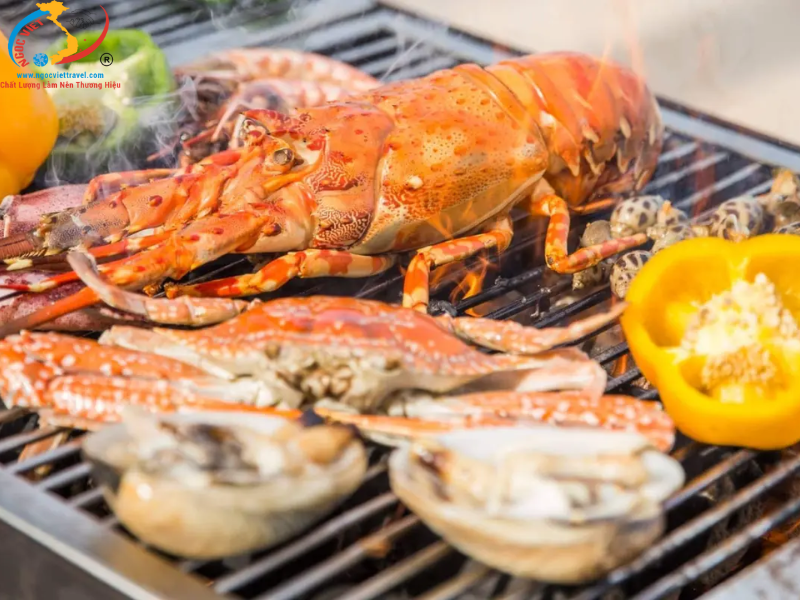 ĐẢO BÌNH BA - ĂN TÔM HÙM 01 KHÁCH 01 CON - XE GIƯỜNG